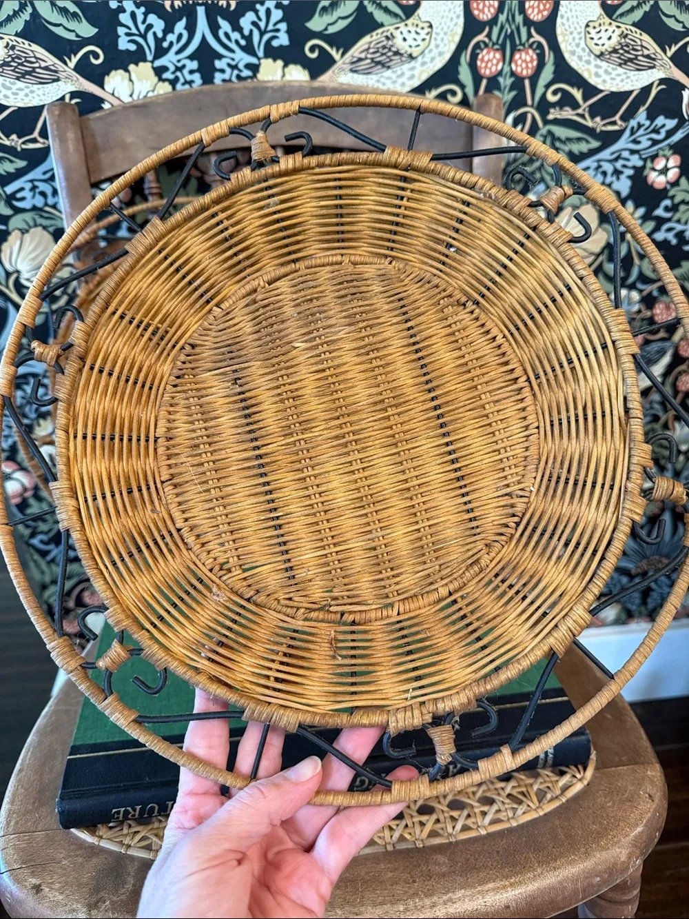 Casual Home Princess House Woven Rattan & Metal Chargers Paper Plate Holders